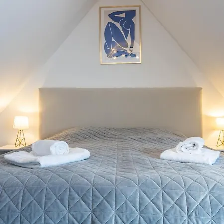 Grosszuegige Dg-wohnung Moselblick Apartman *