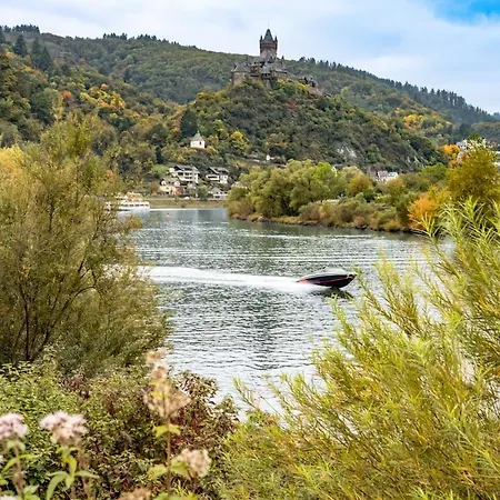 Grosszuegige Dg-wohnung Moselblick * Кохем