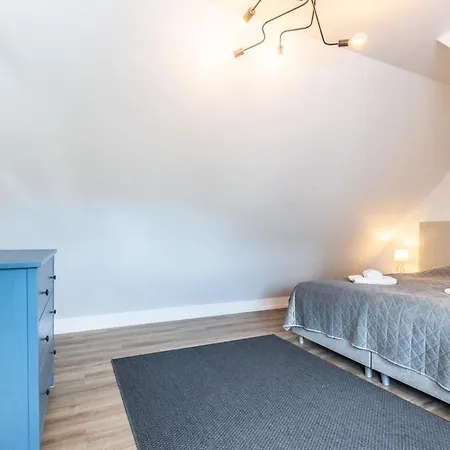 Grosszuegige Dg-wohnung Moselblick Apartman *