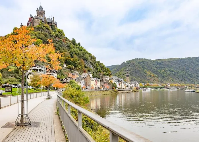 Grosszuegige Dg-wohnung Moselblick